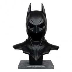 McFarlane Batman Cowl -The Dark Knight- Replica 1/1. DC Direct