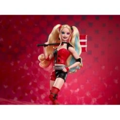 MATTEL Harley Quinn (Batman 85th Anniversary). DC Comics Barbie Signature -Ventas PIXELATOY harley quinn batman 85th anniversary dc comics barbie signature 3