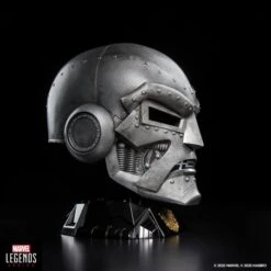 Hasbro Doctor Doom Helmet 1/1. Marvel Legends Series -Ventas PIXELATOY plantilla replicas marvel legends series 13