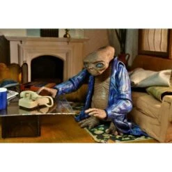 NECA Ultimate Telepathic E.T. The Extra-Terrestrial 40th Anniversary -Ventas PIXELATOY ultimate telepathic et the extra terrestrial 40th anniversary 9
